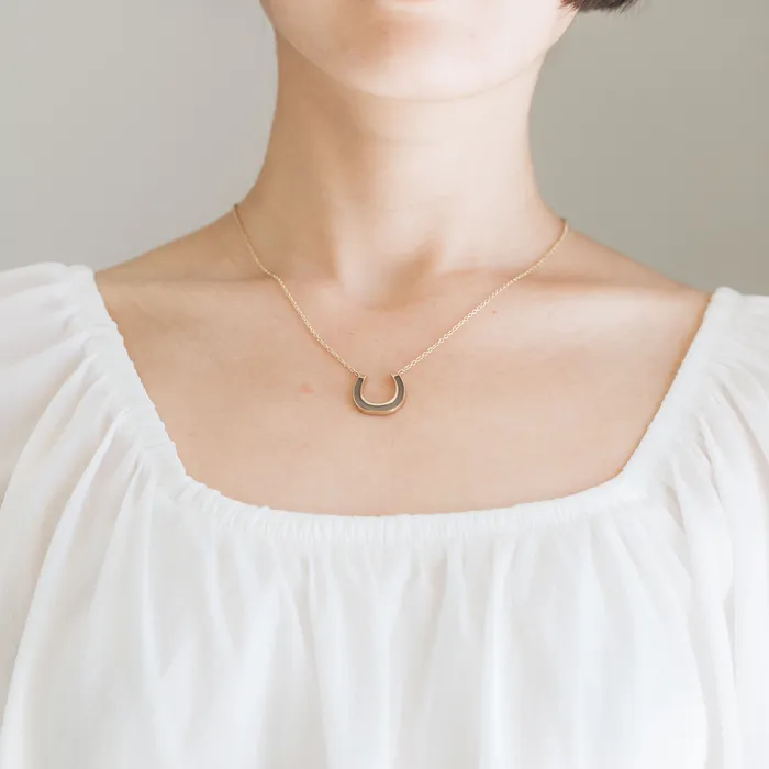 closebymejewelry Necklaces Horseshoe Cremation Necklace in 14K Yellow Gold