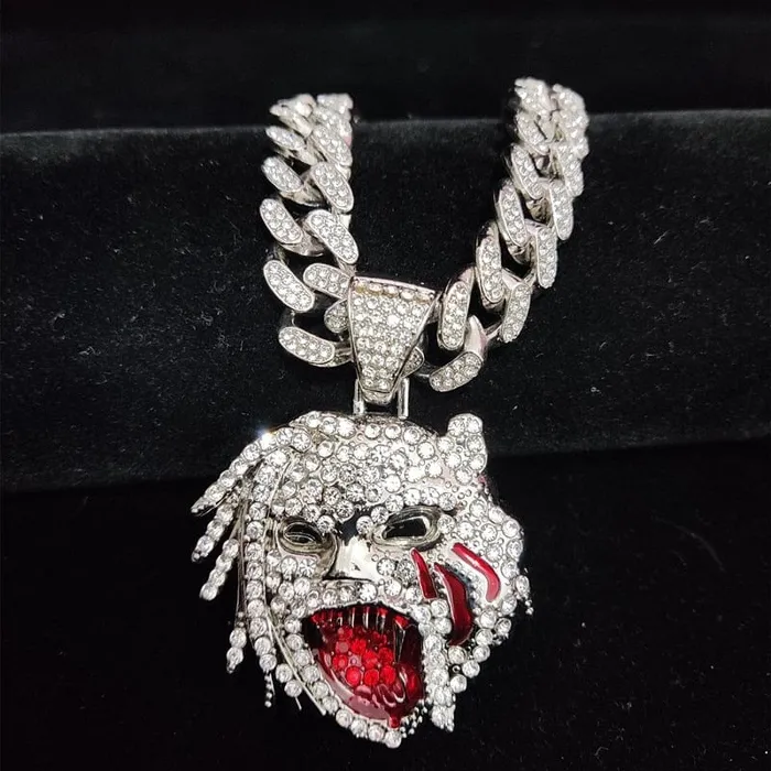 VVS Jewelry Grizzley Half Tee Half Beast Iced out Cuban Pendant Chain VVS Jewelry Necklaces