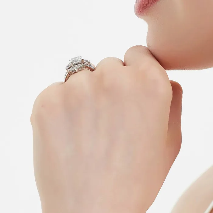 BERRICLE Rings 3Stone Flower 26ct Emerald Cut CZ Ring Set in Sterling Silver