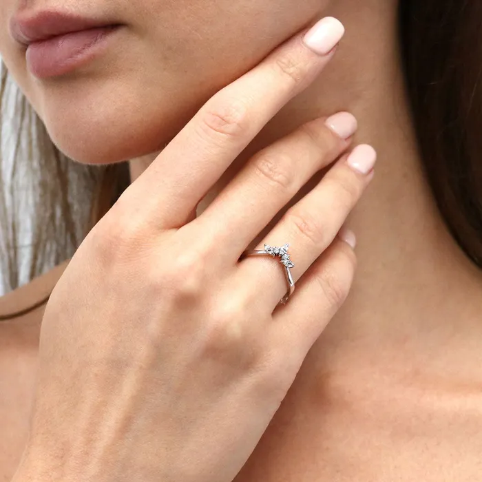 BERRICLE Rings 5Stone Chevron CZ Band in Sterling Silver