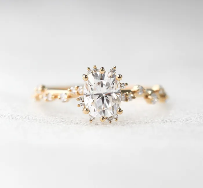 Capucinne Rings Bokeh Oval Lab Diamond Ring