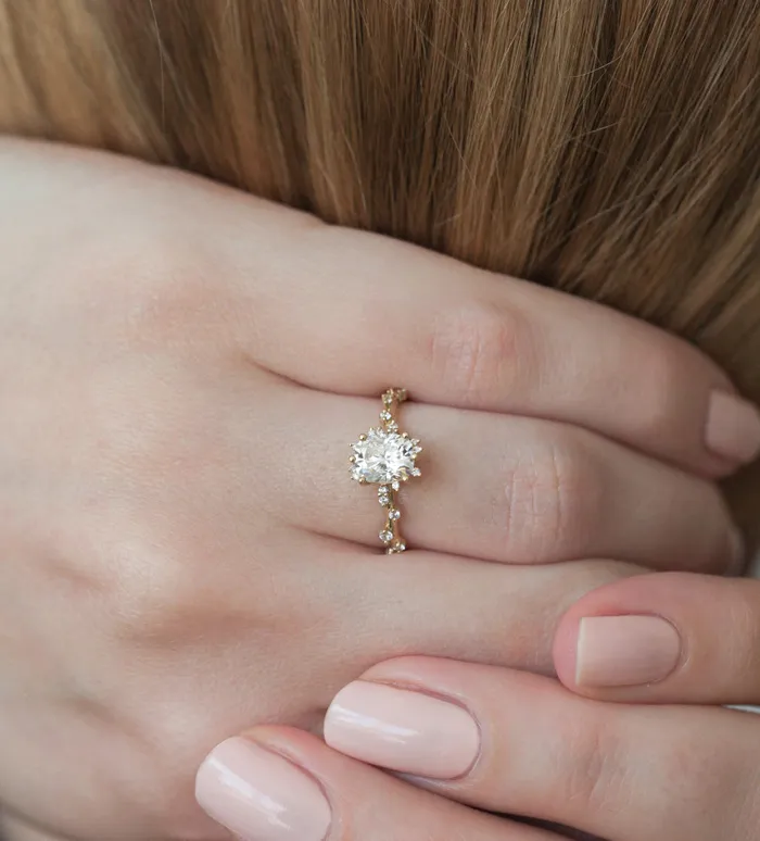 Capucinne Rings Bokeh Oval Lab Diamond Ring