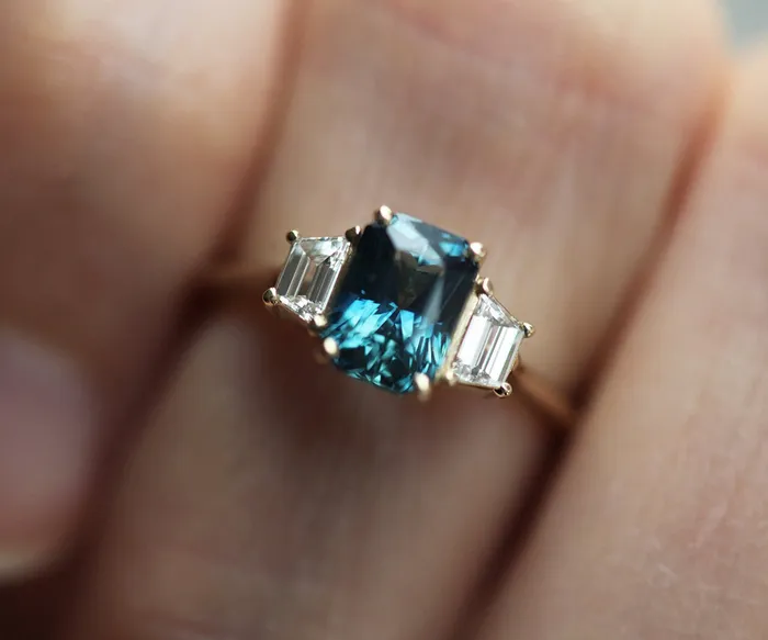Capucinne Rings Moana Art Deco Sapphire diamond Ring