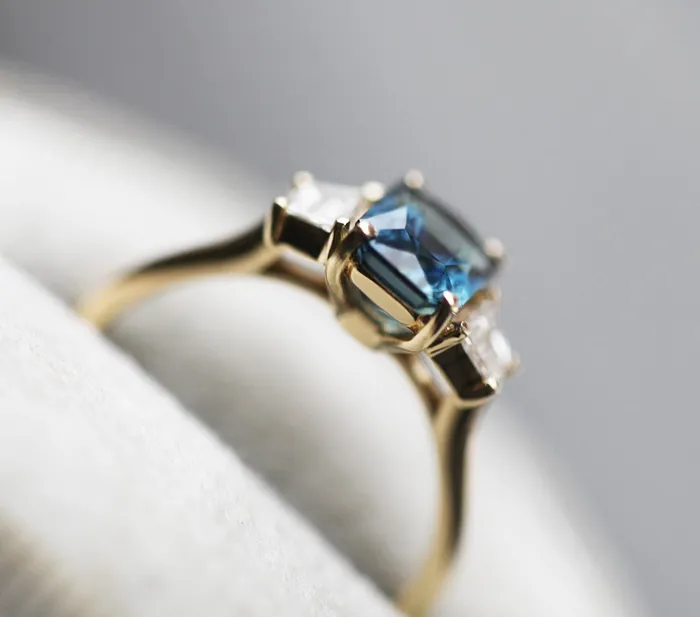 Capucinne Rings Moana Art Deco Sapphire diamond Ring