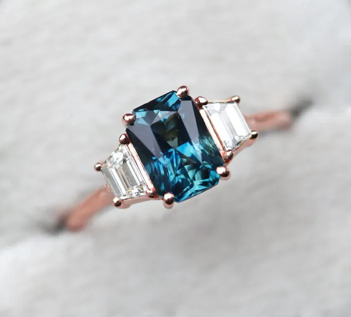 Capucinne Rings Moana Art Deco Sapphire diamond Ring