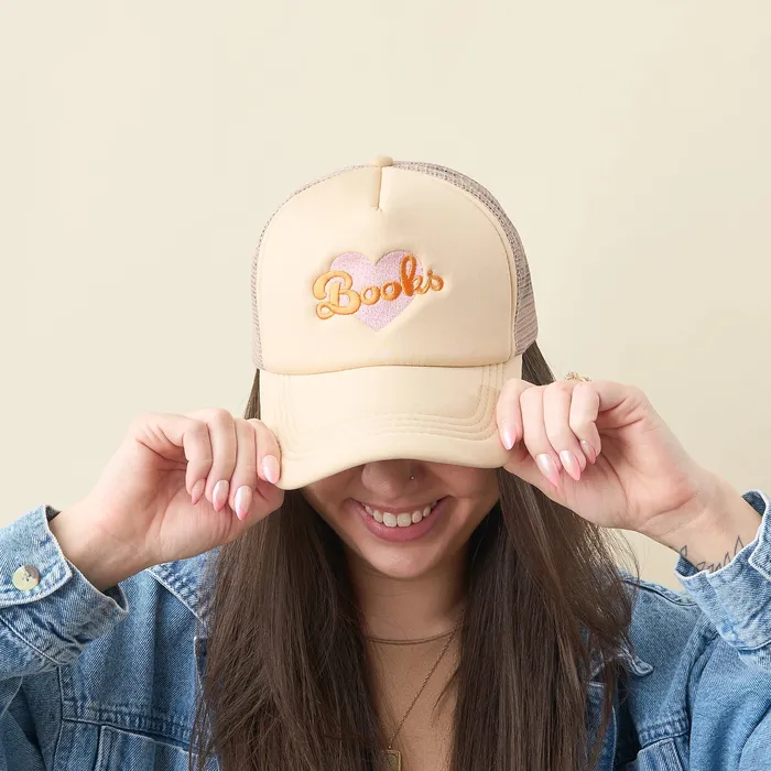 Necklaces The Darling Effect Heart Books Trucker Hat