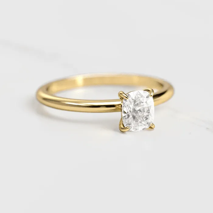 Rings Capucinne Cushion Solitaire Diamond Ring