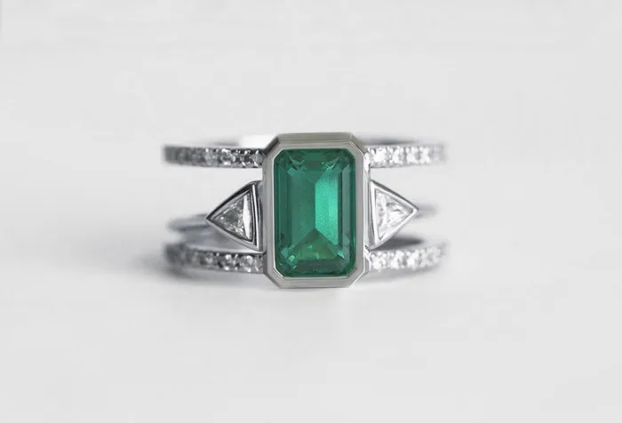 Rings capucinne Majesty Emerald Ring Set