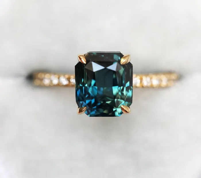 Rings Capucinne Marcela Radiant Cut Sapphire Diamond Ring
