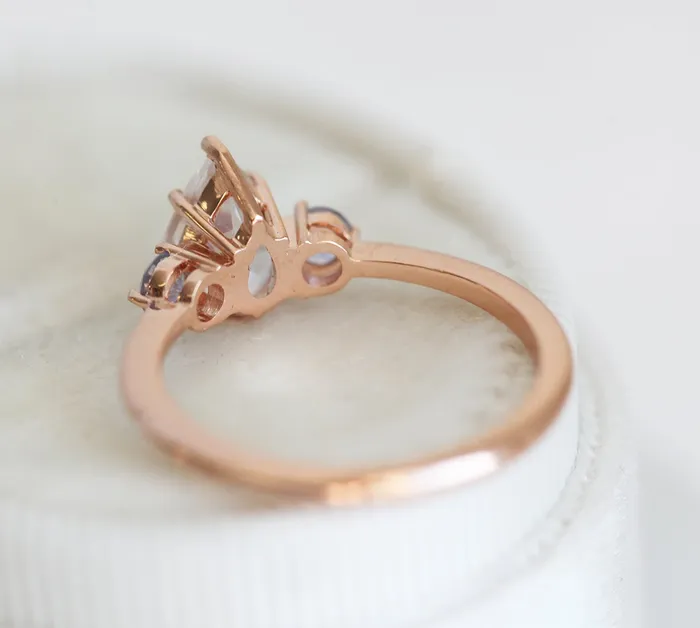 Rings Capucinne Misella Pear Alexandrite Ring